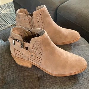 Vince Camuto Tan Bootie